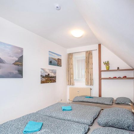 Depandance Marnet Sneznik Appartement Dolní Morava Buitenkant foto