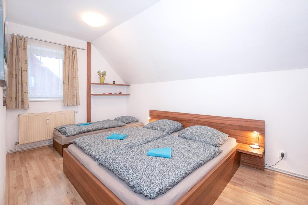 Depandance Marnet Sneznik Appartement Dolní Morava Buitenkant foto